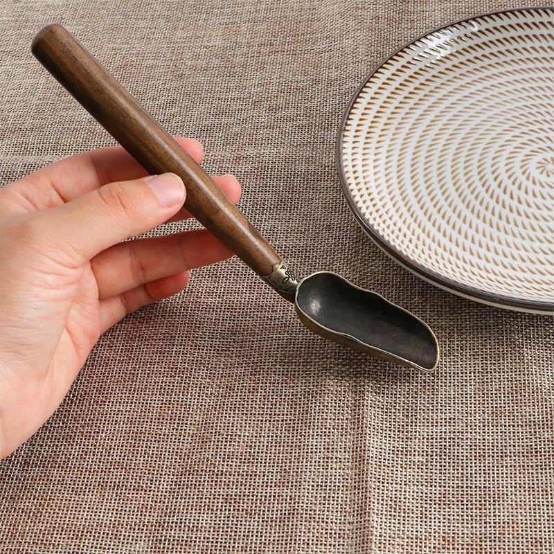 Kopida Vintage Loose Leaf Tea Scoop, Metal Tea Shovel with Wooden Handle, Multipurpose Coffee Scoop Teaspoon Measuring Shovel Spoon Household Tea Tool - Image 5